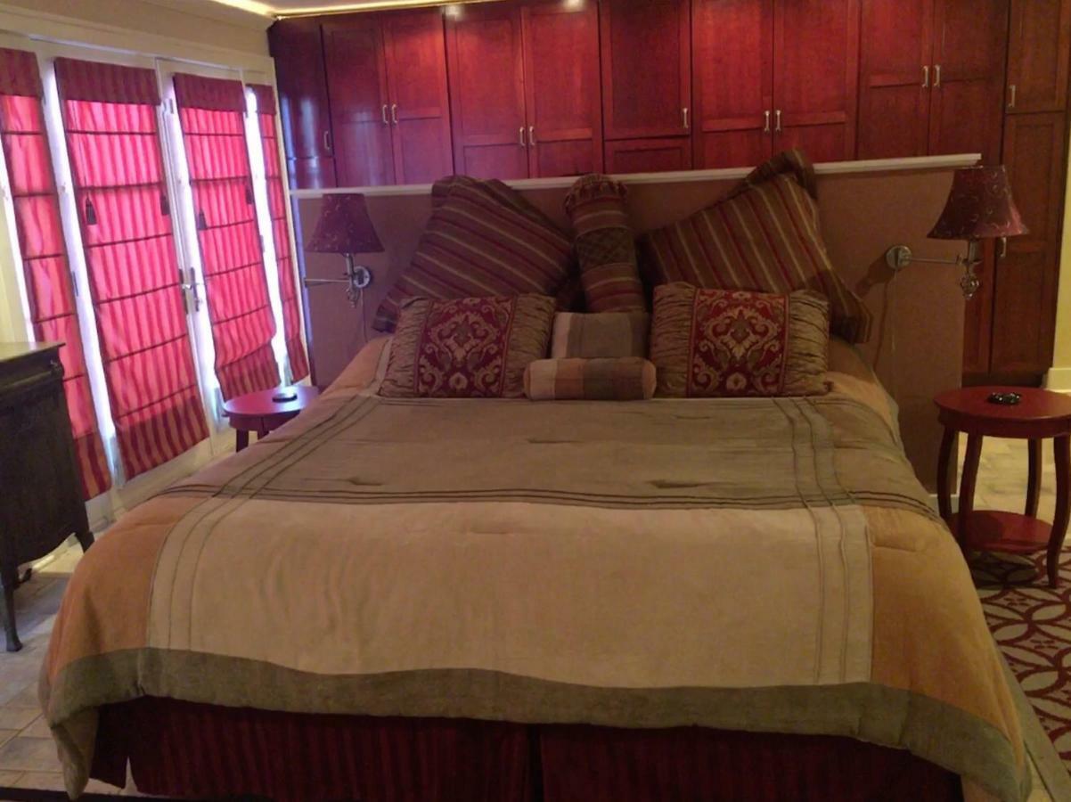 The Villa Bed & Breakfast (Adults Only) Такома Стая снимка
