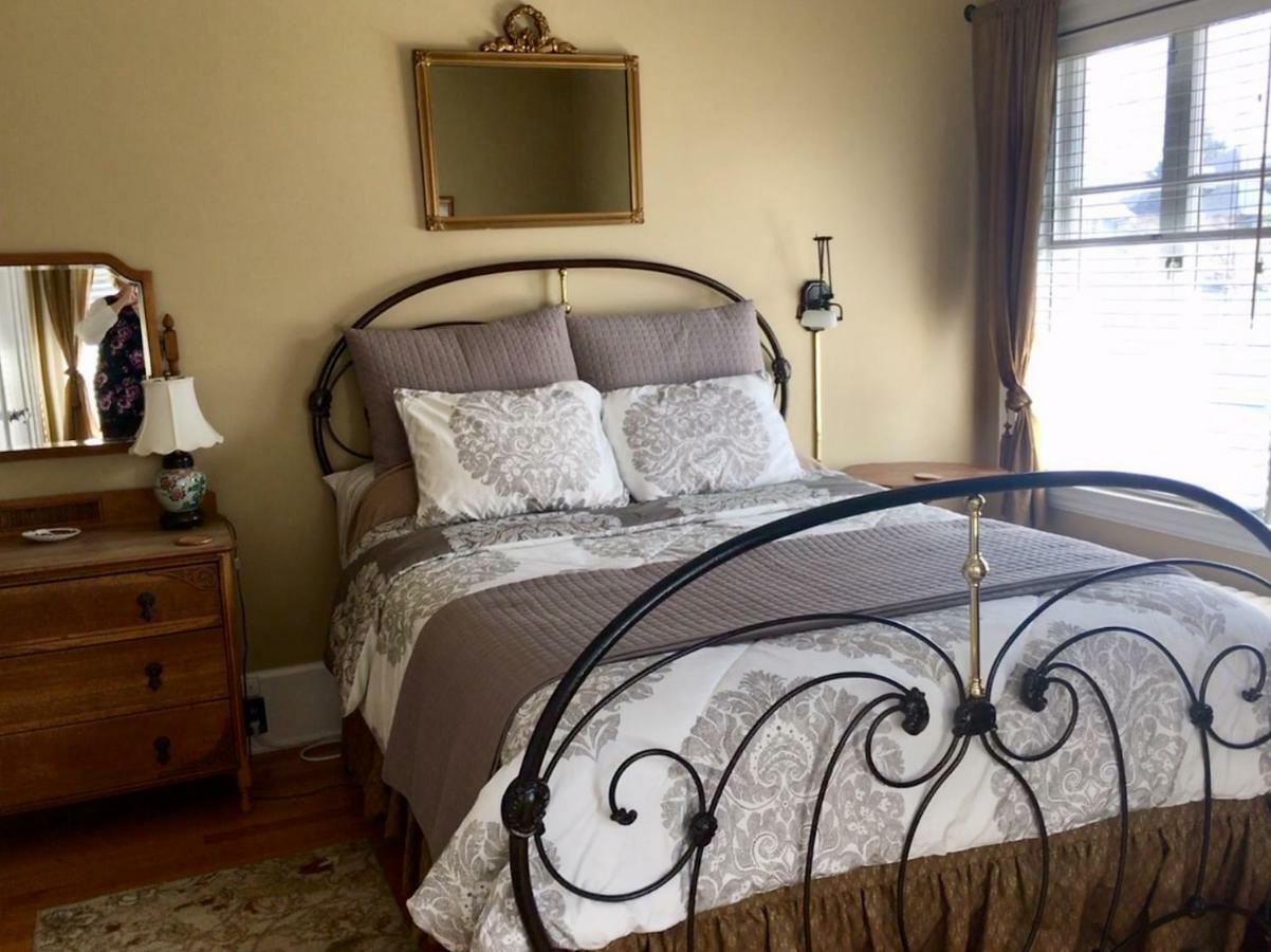 The Villa Bed & Breakfast (Adults Only) Такома Стая снимка