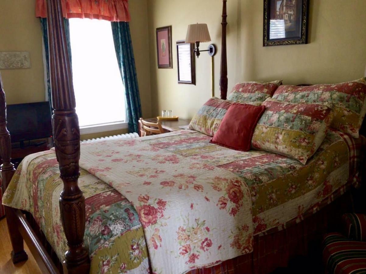 The Villa Bed & Breakfast (Adults Only) Такома Стая снимка